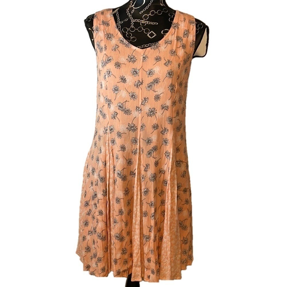 Altar'd State Floral Print Dress Sleeveless Casual Sun Dress Peach Flowers Large